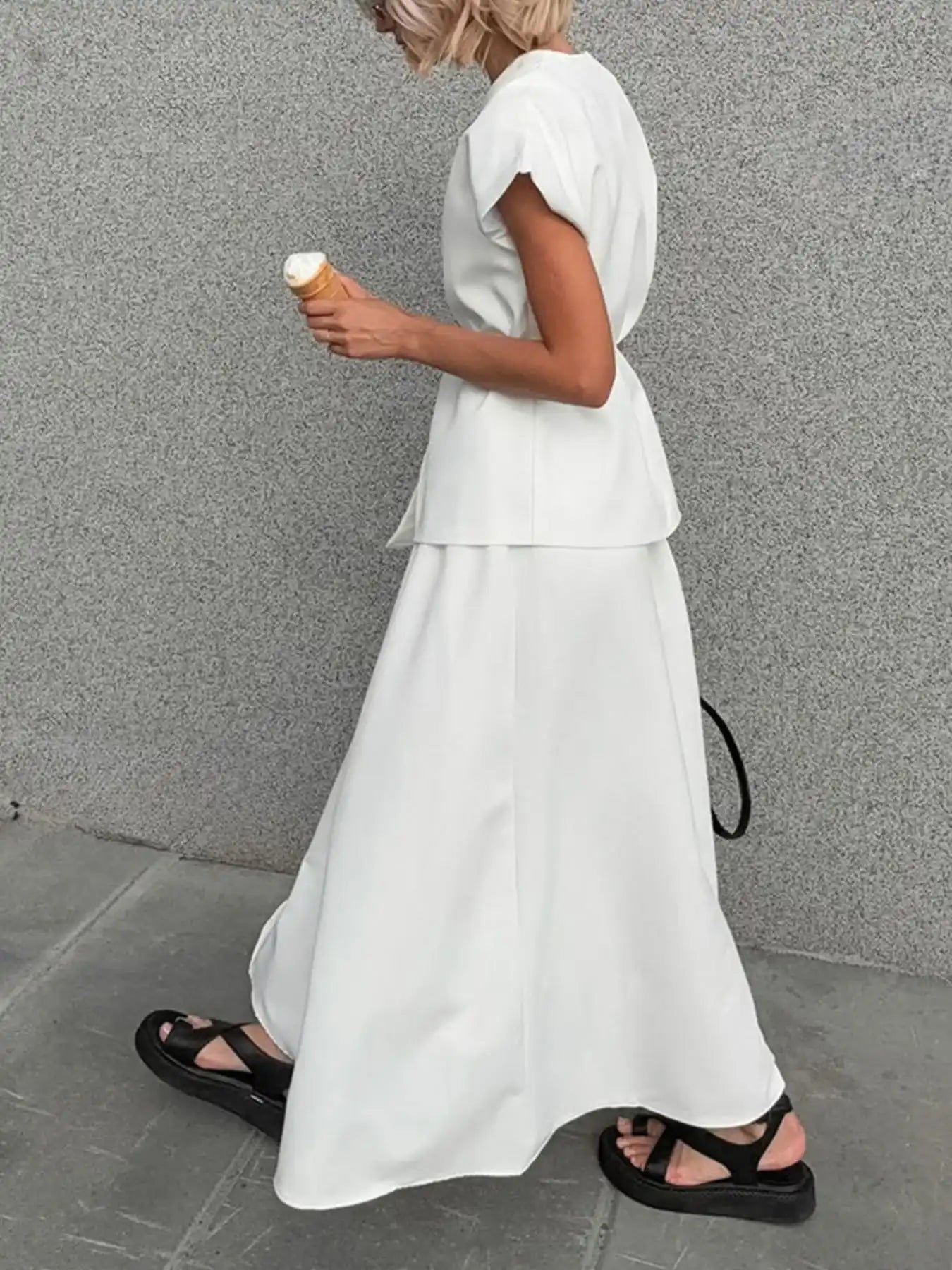 b3f7637b-ce2b-4721-a4ff-51c2d55423e3-Max