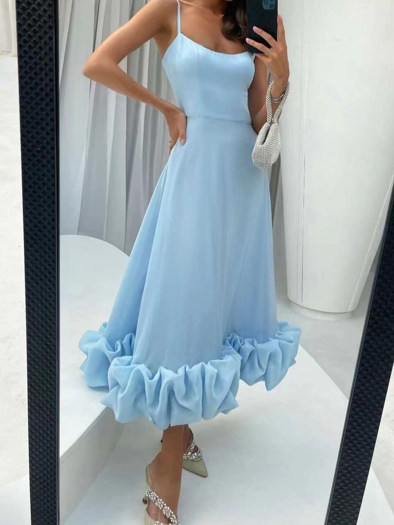 e1e2ba39-31aa-4358-b5d8-4d1f825b52ca-Max